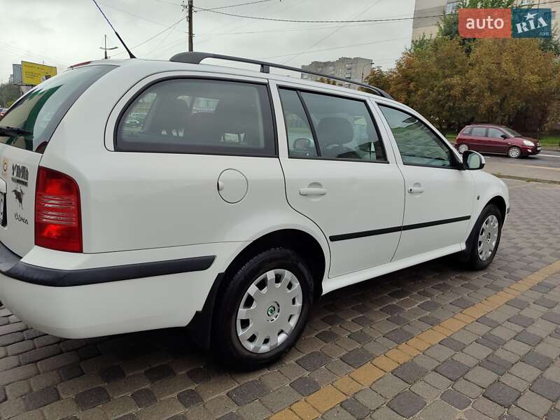 Универсал Skoda Octavia 2009 в Хмельницком