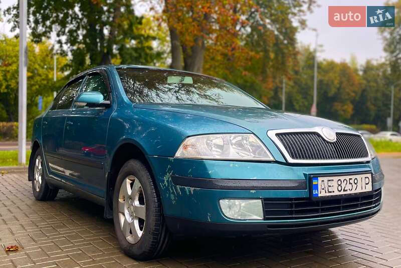 Лифтбек Skoda Octavia 2005 в Львове