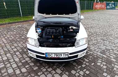 Лифтбек Skoda Octavia 2004 в 