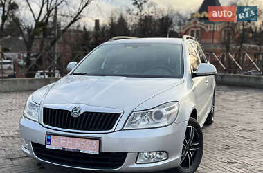 Универсал Skoda Octavia 2010 в 