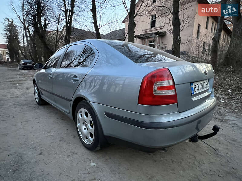 Лифтбек Skoda Octavia 2006 в Чорткове