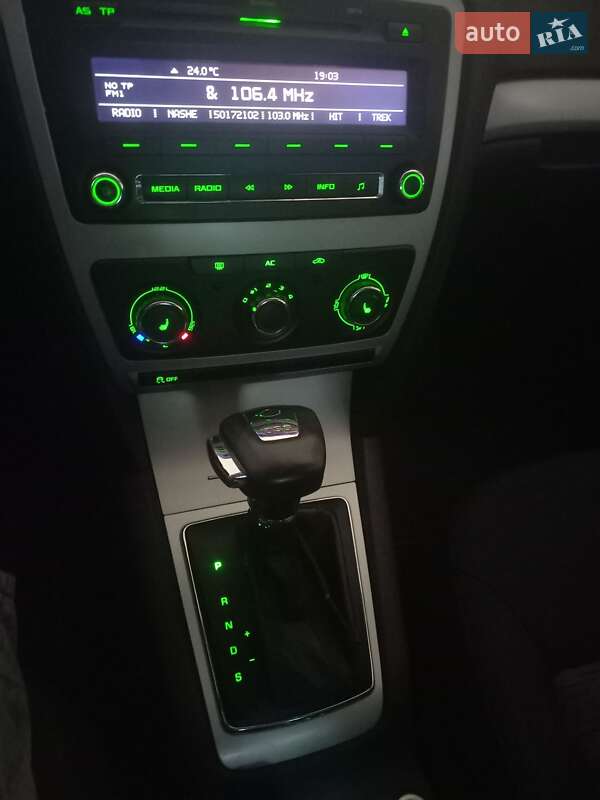 Универсал Skoda Octavia 2010 в Ровно