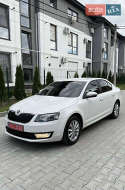 Лифтбек Skoda Octavia 2014 в Ужгороде