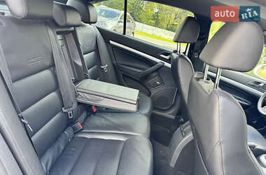 Лифтбек Skoda Octavia 2012 в 
