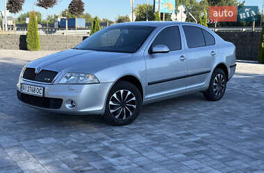 Лифтбек Skoda Octavia 2004 в Макарове