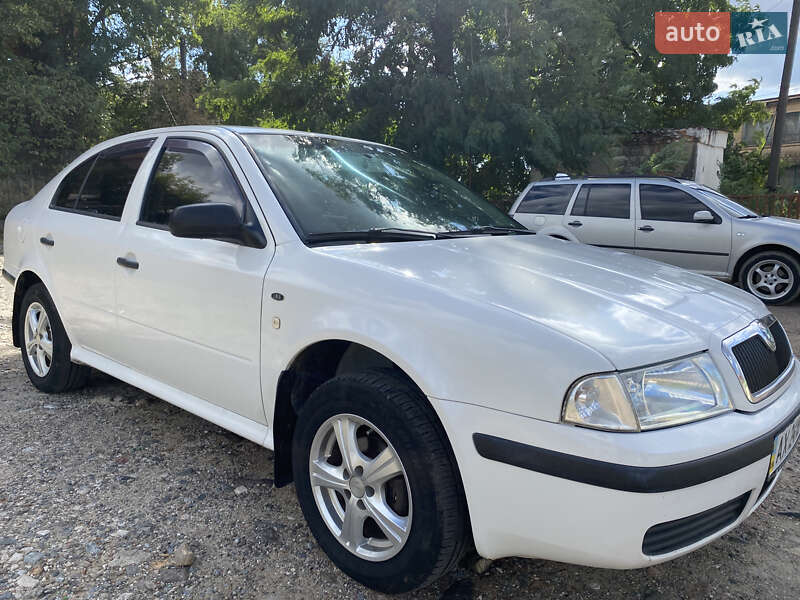 Лифтбек Skoda Octavia 2003 в Бершади