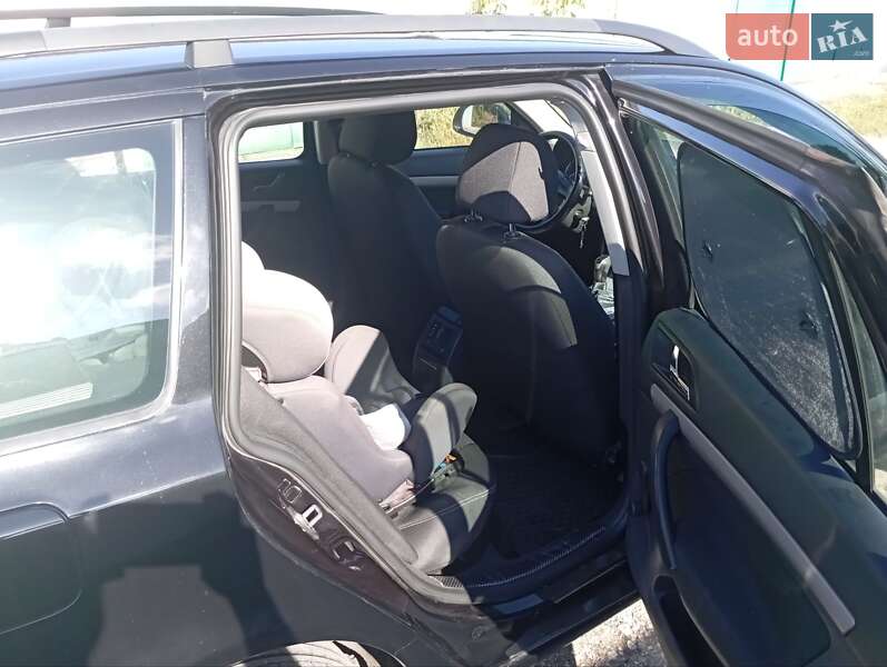 Универсал Skoda Octavia 2012 в Каменском