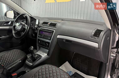 Универсал Skoda Octavia 2011 в 