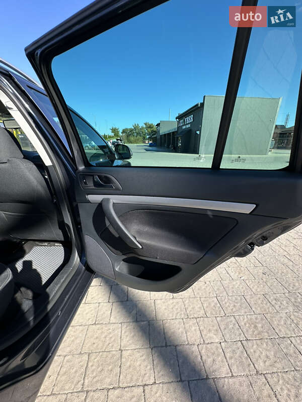 Універсал Skoda Octavia 2012 в Дрогобичі