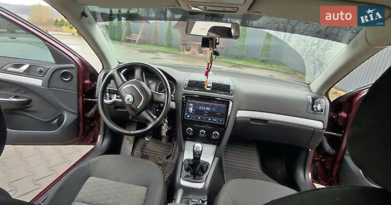 Ліфтбек Skoda Octavia 2010 в Іршаві