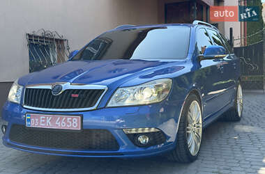 Универсал Skoda Octavia 2010 в 