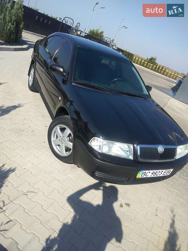 Ліфтбек Skoda Octavia 2005 в Буську