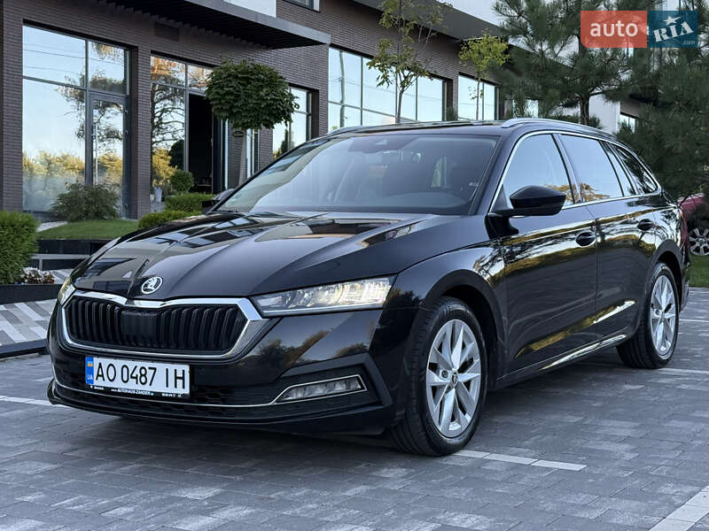 Универсал Skoda Octavia 2020 в Ужгороде