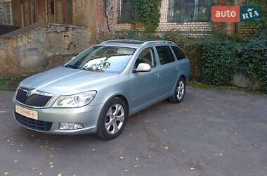 Универсал Skoda Octavia 2011 в 