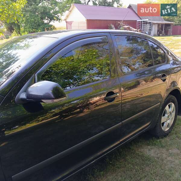 Лифтбек Skoda Octavia 2008 в Хороле