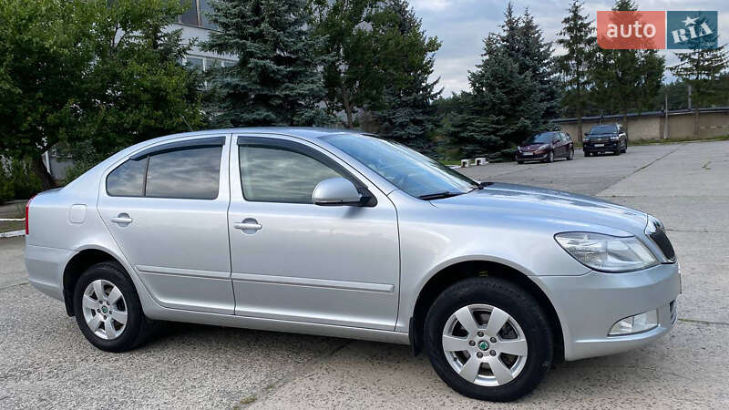 Лифтбек Skoda Octavia 2012 в Нетешине