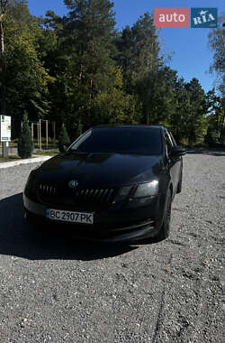 Лифтбек Skoda Octavia 2017 в 