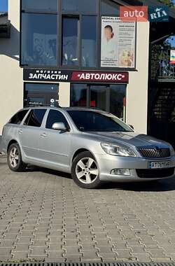 Универсал Skoda Octavia 2010 в 
