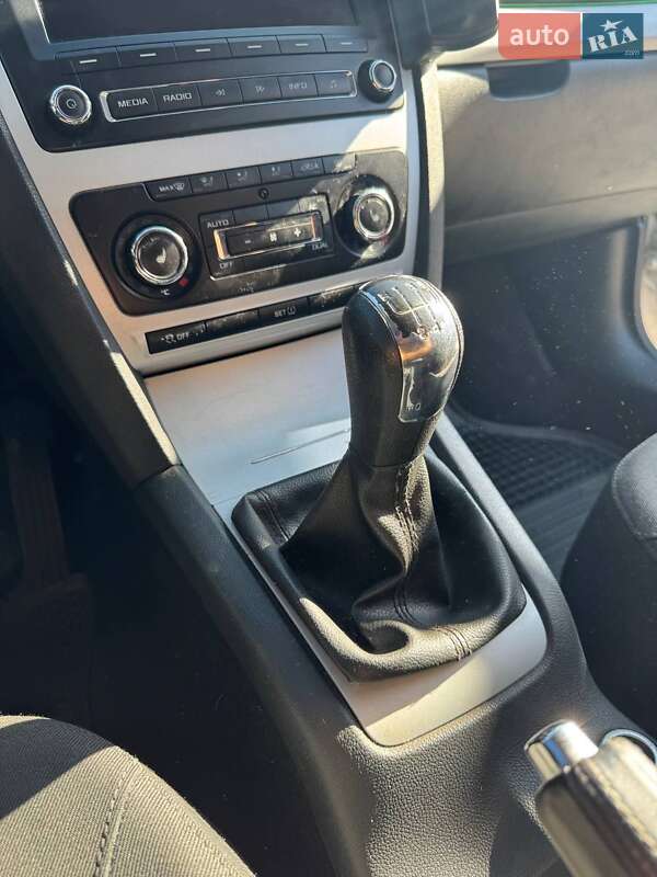 Універсал Skoda Octavia 2010 в Івано-Франківську фото 23 Універсал Skoda Octavia 2010 в Івано-Франківську