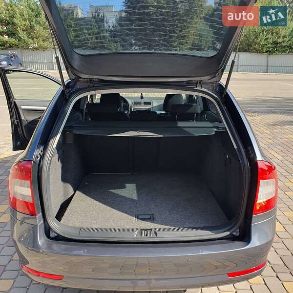 Универсал Skoda Octavia 2010 в Луцке