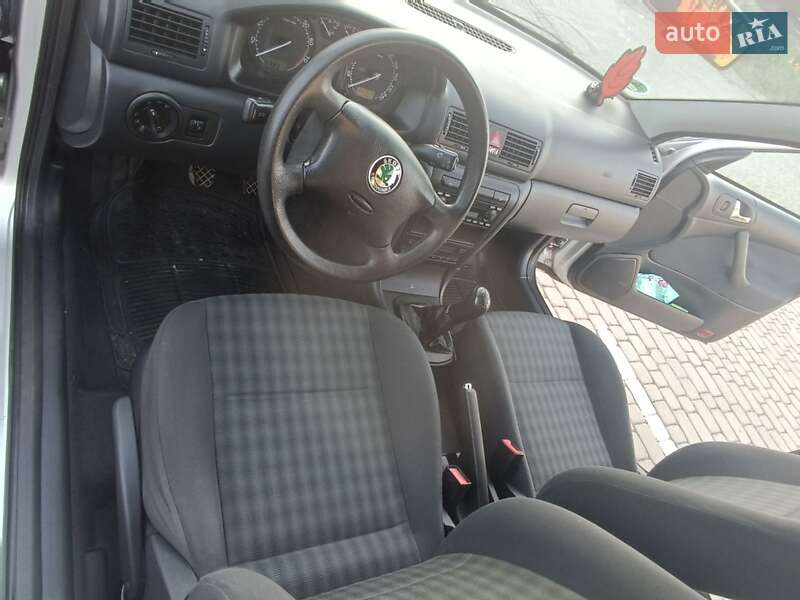 Универсал Skoda Octavia 2003 в Ивано-Франковске