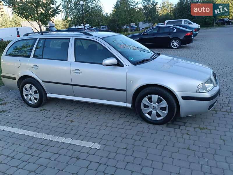 Универсал Skoda Octavia 2003 в Ивано-Франковске