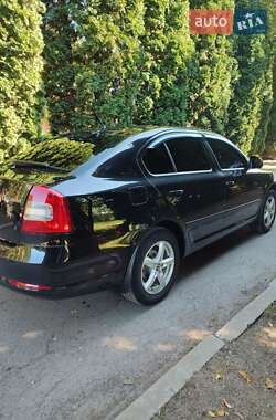 Лифтбек Skoda Octavia 2012 в 