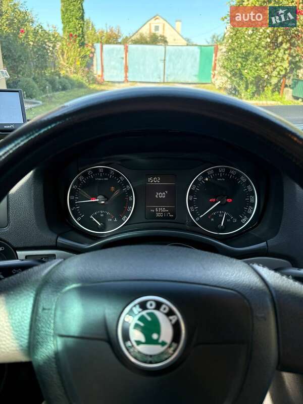 Универсал Skoda Octavia 2011 в Виннице