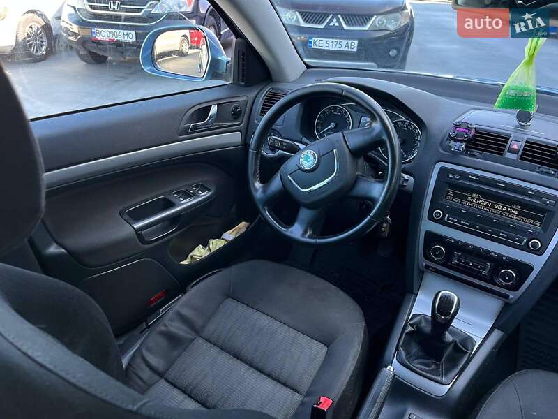 Універсал Skoda Octavia 2011 в Львові фото 29 Універсал Skoda Octavia 2011 в Львові