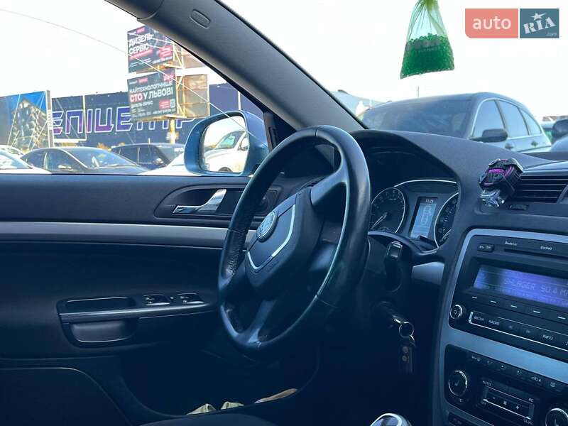 Універсал Skoda Octavia 2011 в Львові фото 34 Універсал Skoda Octavia 2011 в Львові