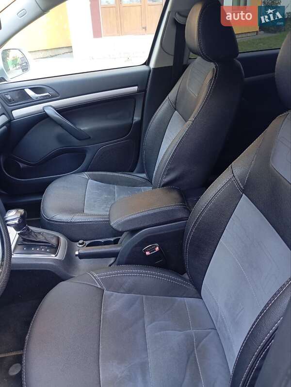 Лифтбек Skoda Octavia 2011 в Львове