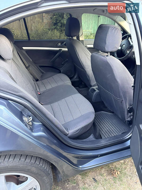 Ліфтбек Skoda Octavia 2006 в Глобиному