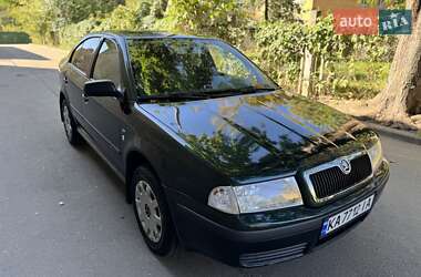 Лифтбек Skoda Octavia 2003 в Киеве