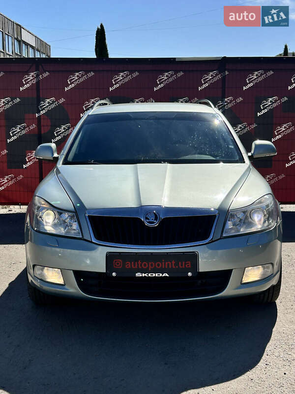 Универсал Skoda Octavia 2010 в Сумах