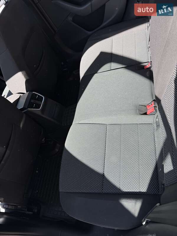 Лифтбек Skoda Octavia 2013 в Харькове фото 10 Лифтбек Skoda Octavia 2013 в Харькове