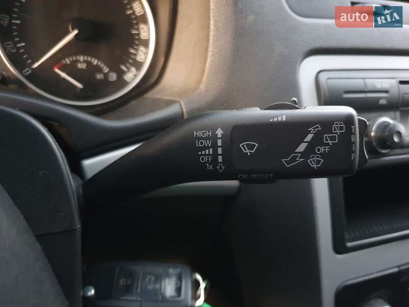 Універсал Skoda Octavia 2009 в Кропивницькому