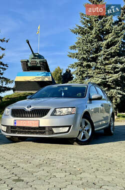 Универсал Skoda Octavia 2016 в Ровно