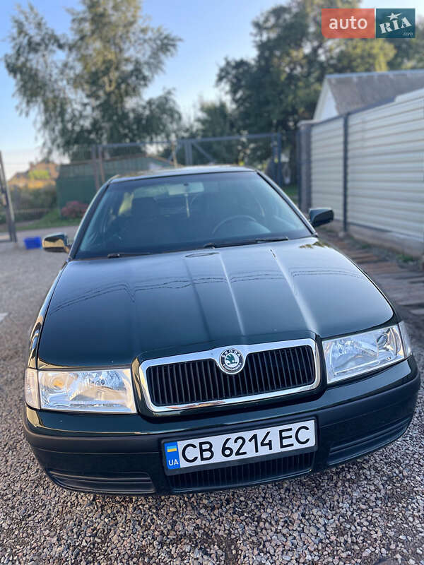 Лифтбек Skoda Octavia 2003 в Борисполе