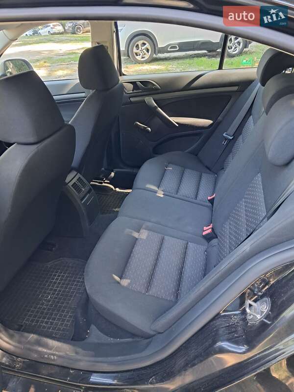 Лифтбек Skoda Octavia 2011 в Вышгороде
