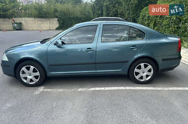 Лифтбек Skoda Octavia 2006 в 