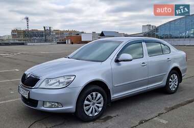 Лифтбек Skoda Octavia 2012 в Киеве