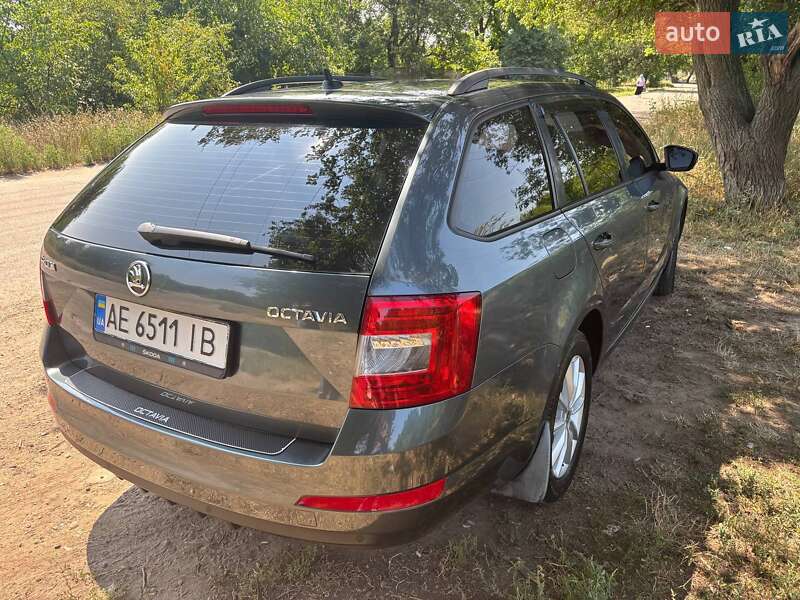 Універсал Skoda Octavia 2014 в Дніпрі фото 8 Універсал Skoda Octavia 2014 в Дніпрі