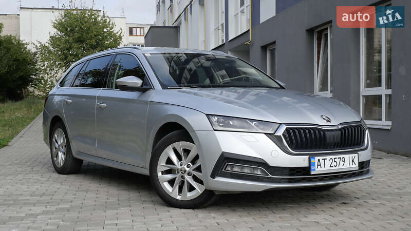Универсал Skoda Octavia 2020 в Львове