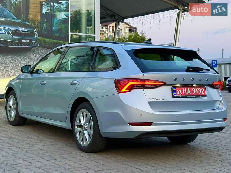Универсал Skoda Octavia 2021 в Луцке