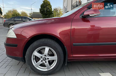 Лифтбек Skoda Octavia 2008 в 