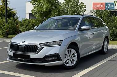 Универсал Skoda Octavia 2022 в Мукачево