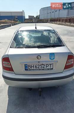 Ліфтбек Skoda Octavia 2002 в 
