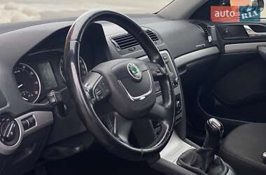 Лифтбек Skoda Octavia 2012 в 