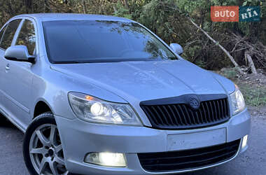 Лифтбек Skoda Octavia 2010 в 