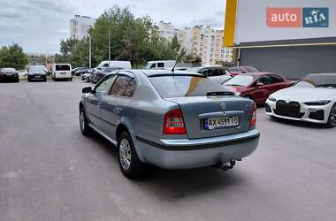 Лифтбек Skoda Octavia 2006 в 